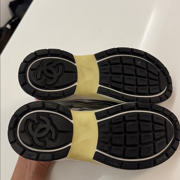 Chanel sneakers *RARE* - Picture 8 of 8